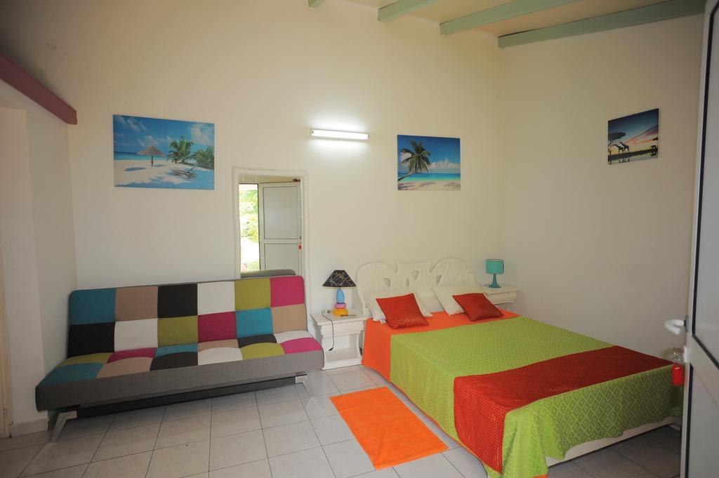 Au Domaine Des Bougainvilliers Villa ซานต์-โรส ภายนอก รูปภาพ
