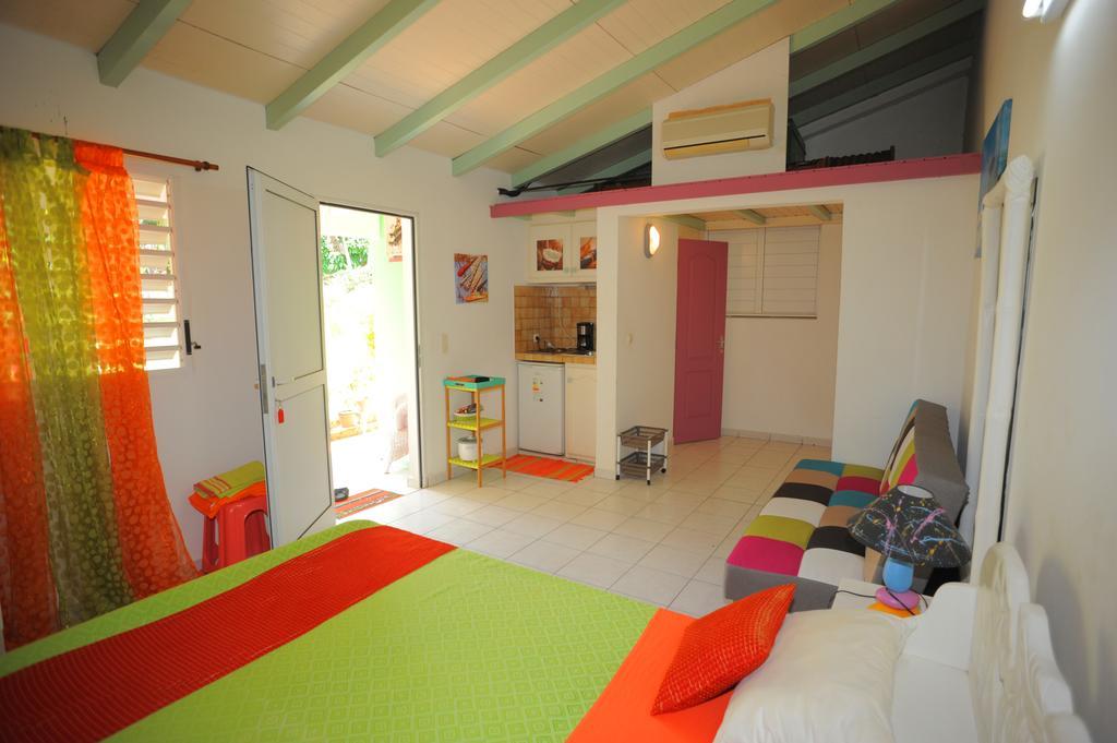 Au Domaine Des Bougainvilliers Villa ซานต์-โรส ภายนอก รูปภาพ