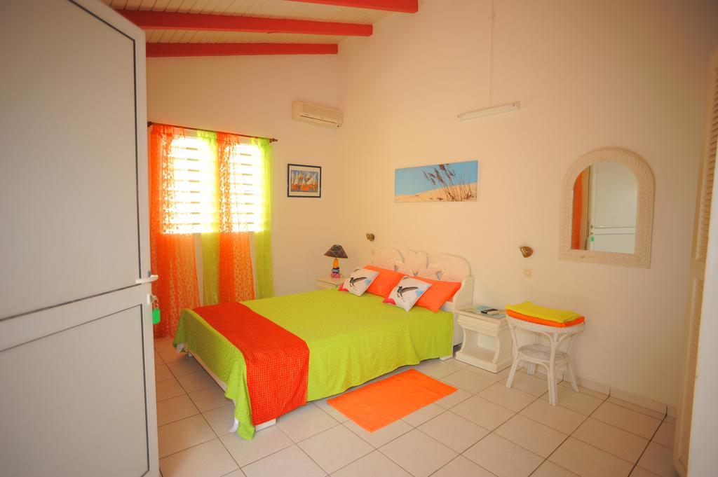 Au Domaine Des Bougainvilliers Villa ซานต์-โรส ภายนอก รูปภาพ